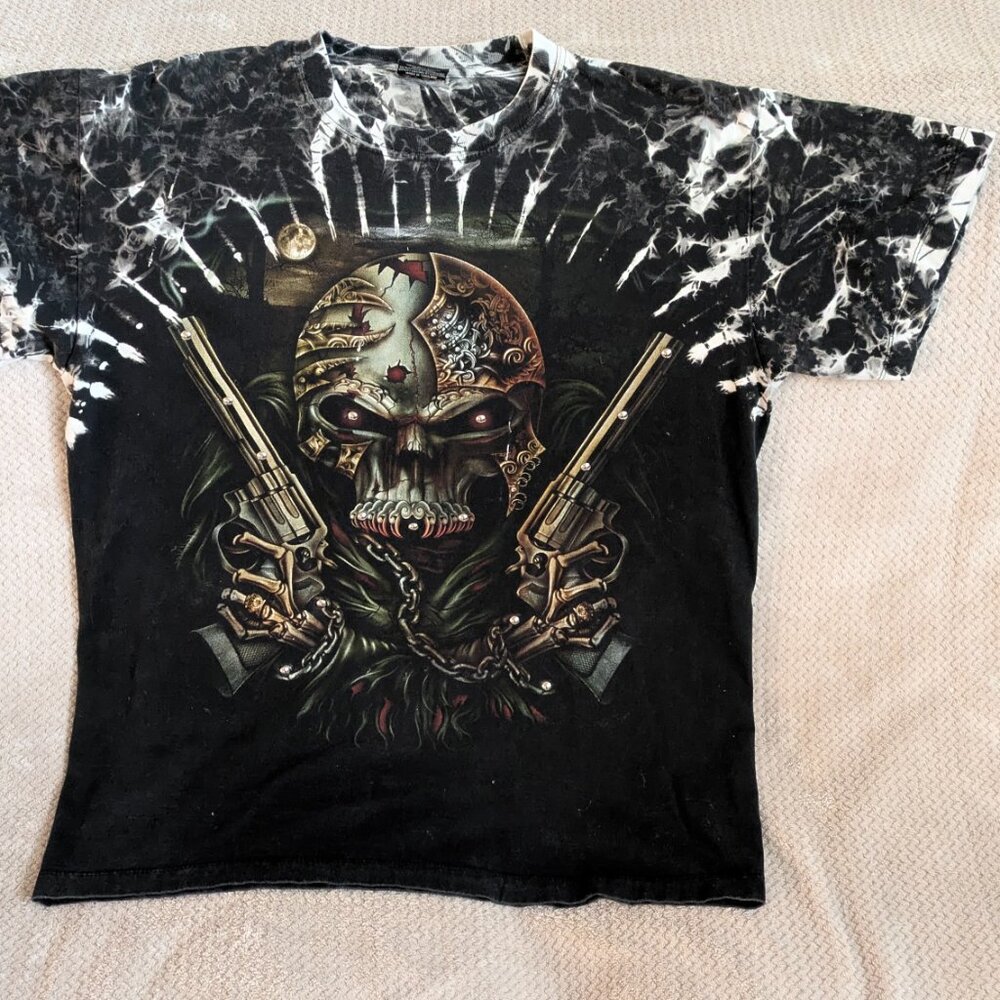 Vintage SurvivorS Guns and Skull mens tee shirt